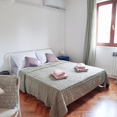 Apartment Nino In PUY Eksteriør bilde