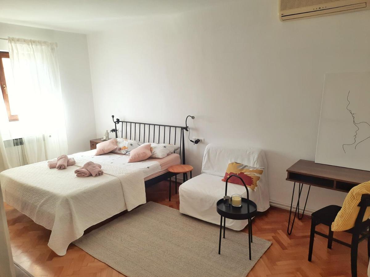 Apartment Nino In PUY Eksteriør bilde